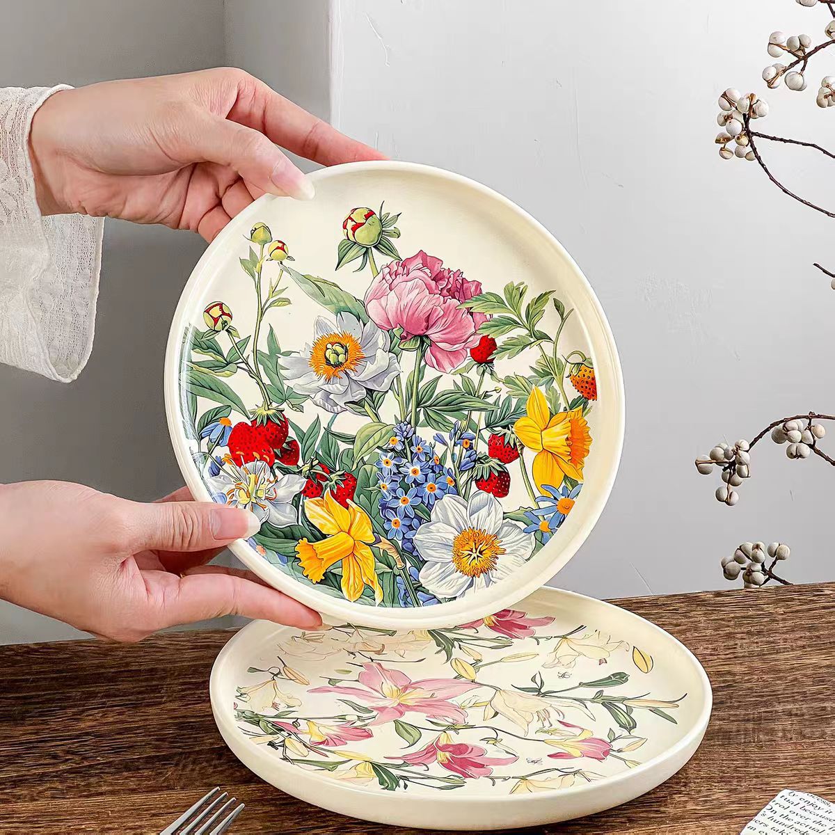 Vintage Collectible Dishes - Creative Romantic Floral Ceramic Plate, 8