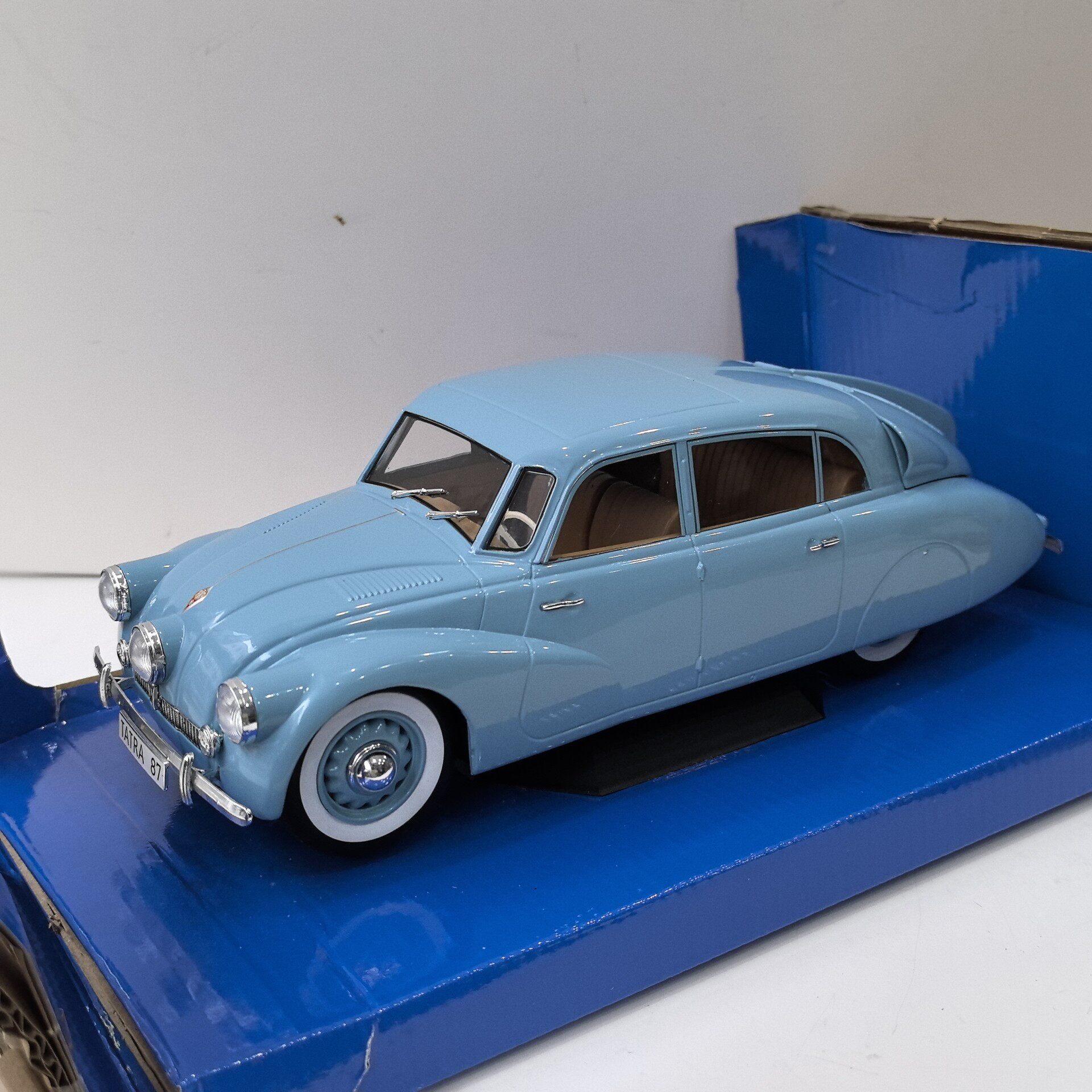 MCG Diecast 1/18 Scale TATRA 8 - огляд і ціна Vintage Collectible Cars