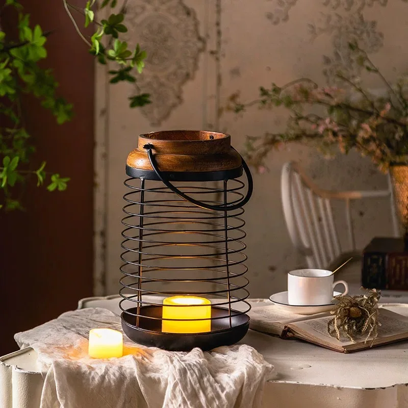 Vintage Iron Candle Holder Lan - огляд і ціна Collectible Vintage Matches