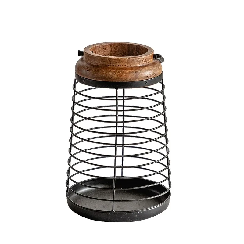 Vintage Iron Candle Holder Lan - огляд і ціна Collectible Vintage Matches
