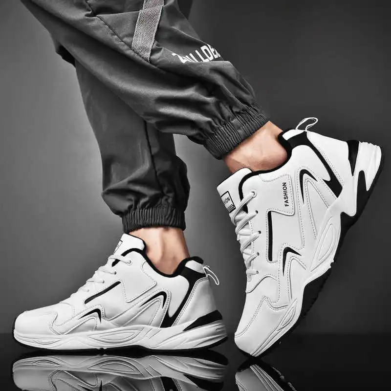 Cold-proof Spring Gym Sneakers - огляд і ціна Vintage Collection Playset